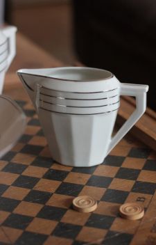 LE TRIO DE PORCELAINE BLANCHE